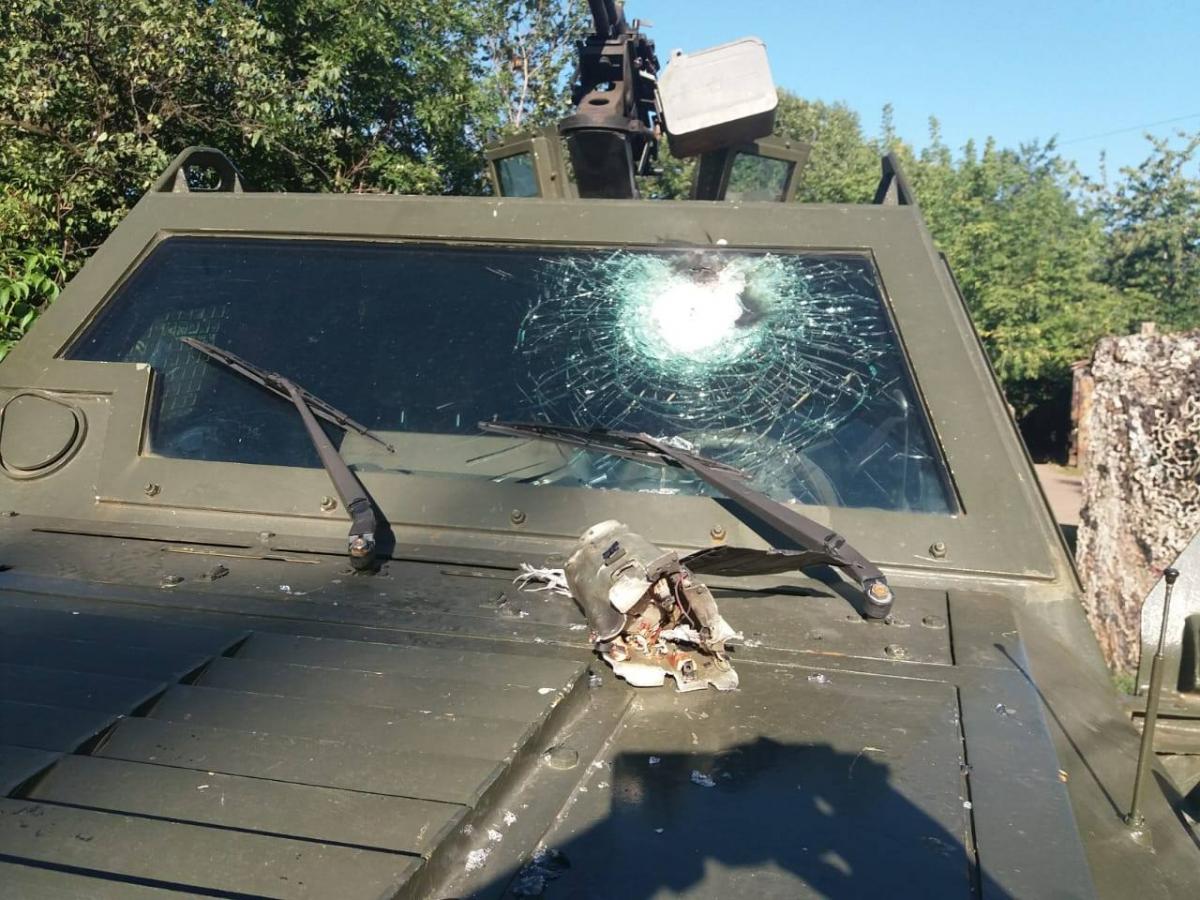 Боевики обстреляли КПВВ "Майорськ" / фото пресс-служба ООС Боевики обстреляли КПВВ "Майорськ" / фото пресс-служба ООС