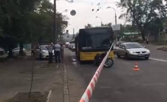 Поліція затримала нападника мотоцикліста / dtp.kiev.ua Поліція затримала нападника мотоцикліста / dtp.kiev.ua