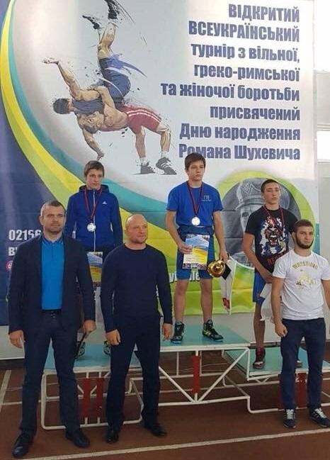 “Гідність нації” головний партнер в організації щорічного Всеукраїнського турніру з вільної, греко-римської та жіночої боротьби, присвяченого Дню народження Романа Шухевича “Гідність нації” головний партнер в організації щорічного Всеукраїнського турніру з вільної, греко-римської та жіночої боротьби, присвяченого Дню народження Романа Шухевича