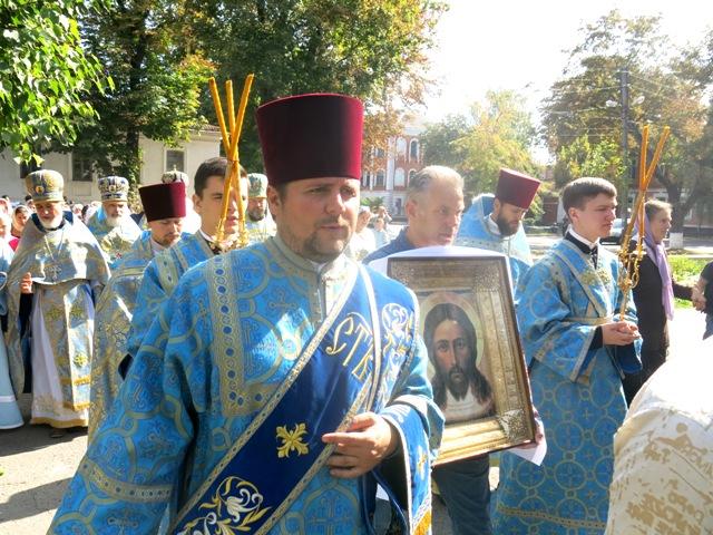 У Полтаві відбувся хресний хід і молитва за Україну / pravoslavie.poltava.ua