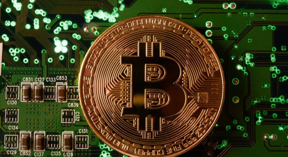 Биткоин превысил двухлетний максимум: сколько стоит главная ...