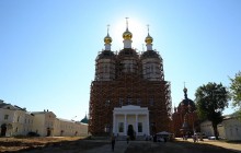 В Успенському соборі Саровської пустині, який відроджується, звершили першу літургію