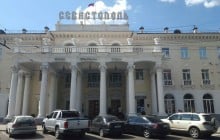 В оккупированном Севастополе после взрывов взялись за укрытие