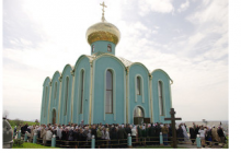 Ужгородський монастир запрошує на хресний хід та молебень за мир до скиту святих Архангелів