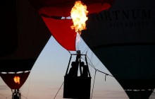 Екстремали виходять з карантину: як поновлюють польоти повітряних куль та стрибки з парашутом  (відео)