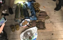 В гараже экс-бойца батальона «Киев-2» нашли оружие и взрывчатку