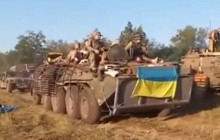 Military blogger posts photo of Ukrainian troops with "trophies" after fight