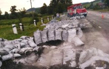 На Тернопільщині під час руху у вантажівці загорілося вугілля (фото)