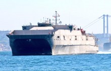 Десантный корабль ВМФ США впервые вошел в Черное море