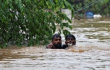 Жертвами найгіршої за останні 100 років повені в Індії стали понад 300 людей (фото)