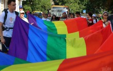 В Киеве началась "война лайков" против десятков заведений за поддержку ЛГБТ