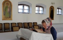 В Регентское духовное училище при Зимненском монастыре приняли на обучение девятерых студенток