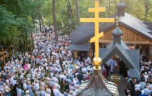 В Польше православные капелланы совершили 13-километровый крестный ход с крестами