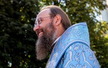 Керуючому справами УПЦ  51 рік: цікаві факти та світлини