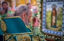 Накануне дня памяти преподобного Феодосия Предстоятель УПЦ возглавил богослужение в Киево-Печерской лавре
