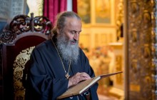 Накануне Успения Богородицы Предстоятель УПЦ возглавил всенощное бдение в Киево-Печерской лавре