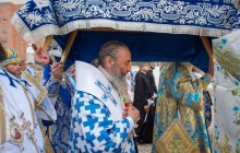 Митрополит Онуфрій очолив богослужіння з чином погребіння Плащаниці Богородиці