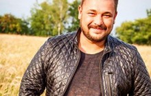 Популярний у 90-х співак переніс операцію