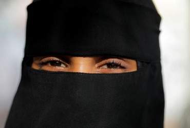 В Австрії прагнуть захистити молодих дівчат, заборонивши хіджаби