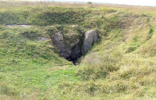 На Тернопольщине отремонтируют дорогу к уникальной пещере Вертеба, где действует подземный музей трипольской культуры