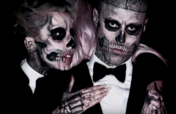 Покрытый татуировками "Парень-Зомби", снявшийся в клипе Леди Гаги, покончил с собой