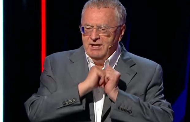 Жириновский в эфире РосТВ пообещал вымазать депутата "г**ном" (видео)