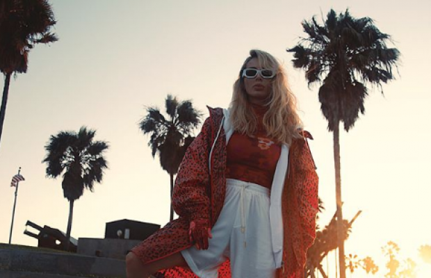 "Ужаснейший прикид": Лободу снова раскритиковали за странный наряд