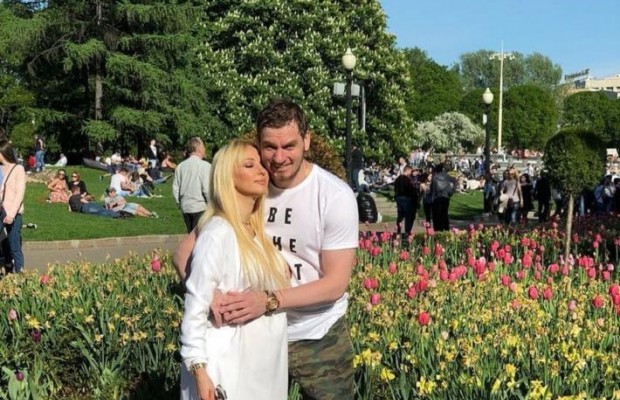 47-річна телеведуча Кудрявцева вдруге стала мамою