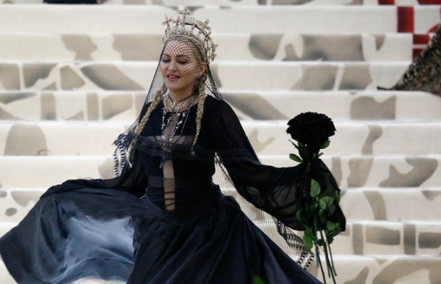 Мадонна на свій ювілей показала секретний виступ в образі Жанни Д'Арк (відео)