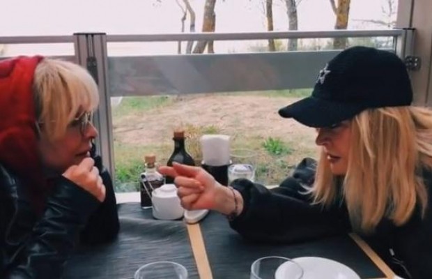 "Язык без костей": Алла Пугачова "відчитала" Лайму Вайкуле після скандалу з Кримом (відео)