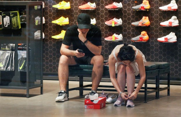 Названа женская обувь, которую ненавидят мужчины