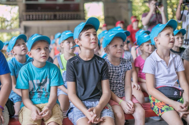 Цього року у безкоштовному муніципальному таборі 'Діти Дніпра' відпочили 3,6 тисячі юних містян