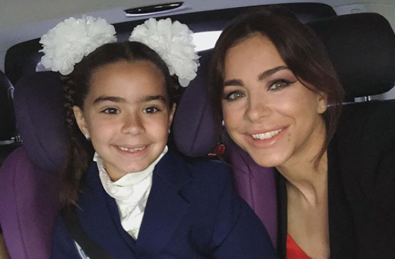 Лорак отправила дочку в школу в России / фото instagram.com/anilorakinstagram.com/anilorak