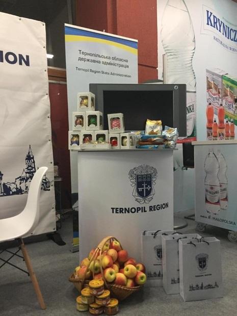 Тернопільщина єдина з України представляє свій потенціал на економічному форму у польській Криниці-Здруй (фото) Тернопільщина єдина з України представляє свій потенціал на економічному форму у польській Криниці-Здруй (фото)
