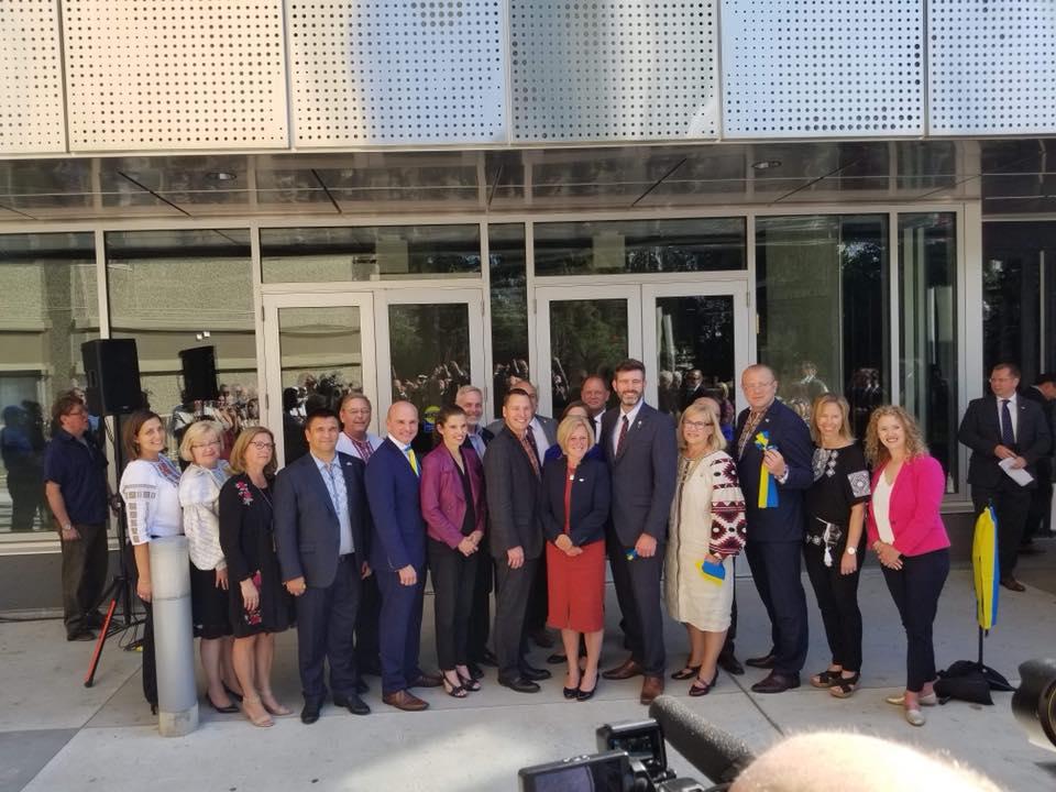 Клімкін назвав відкриття консульства «знаковою подією» \ Ukrainian Canadian Congress Клімкін назвав відкриття консульства «знаковою подією» \ Ukrainian Canadian Congress