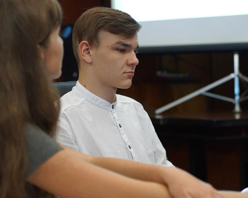 Студент четвертого курсу кафедри атомних електростанцій Олександр Рибаков