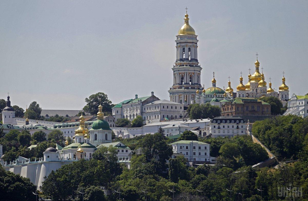 УПЦ МП должна была покинуть Киево-Печерскую Лавру \ фото УНИАН УПЦ МП должна была покинуть Киево-Печерскую Лавру \ фото УНИАН