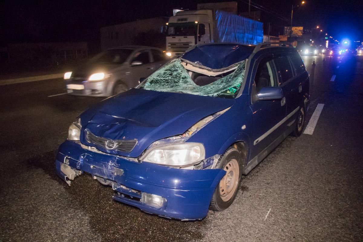 Удар был такой силы, что лобовое стекло и крышу автомобиля буквально вмяло в салон / фото Максим Торпан / Информатор Удар был такой силы, что лобовое стекло и крышу автомобиля буквально вмяло в салон / фото Максим Торпан / Информатор