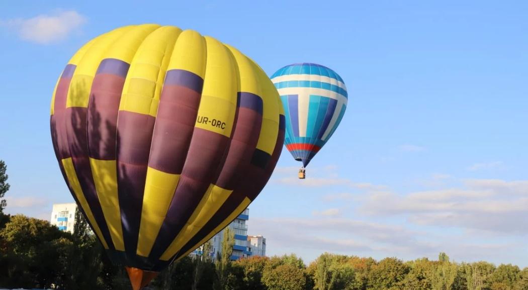 В первом дне фестиваля приняли участие повітроплавні экипажи из Украины, Молдовы и Германии / фото 24 канал В первом дне фестиваля приняли участие повітроплавні экипажи из Украины, Молдовы и Германии / фото 24 канал