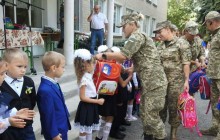 Одеська єпархія УПЦ відправила гуманітарну допомогу першокласникам Донецької області