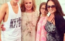 В сети появилось архивное совместное фото Пугачевой и Ротару