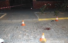 В Черновцах во время ночной стрельбы в центре города пострадало двое людей (фото)
