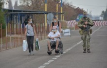 КПВВ «Каланчак» після припинення його роботи перетнули тільки три людини (фото)