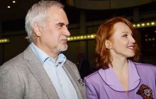 Знімок Меладзе і Джанабаєвої в домашніх халатах не дав спокою хейтерам (фото)
