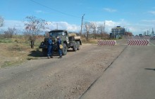 На Херсонщине из-за "химатаки" в Крыму спецраствором обработали более 200 километров дорог (видео)