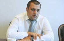 Глава Держмолодьжитло Сергей Комнатный: Нужно сказать людям, что бесплатного жилья для всех больше не будет, но любая политическая элита боится трогать этот вопрос