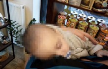 У центрі Одеси п'яні батьки кинули на вулиці п'ятимісячну дитину