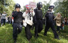 В Питере снова митингуют против повышения пенсионного возраста: произошли столкновения (фоторепортаж)