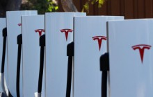 Зарядные станции Tesla Supercharger появятся в Украине не раньше 2022 года