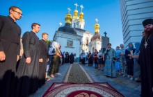 Митрополит Онуфрій очолив богослужіння напередодні престольного свята в Академічному храмі Київських духовних шкіл